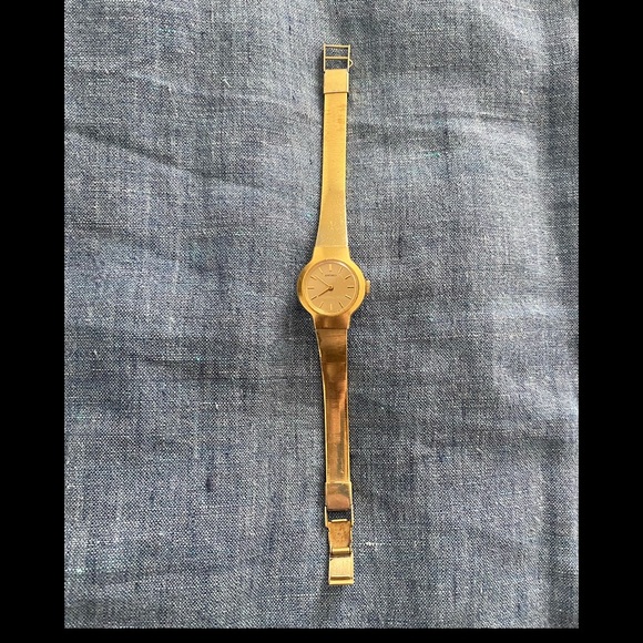 Gold Seiko Watch Minimalist - Picture 1 of 3